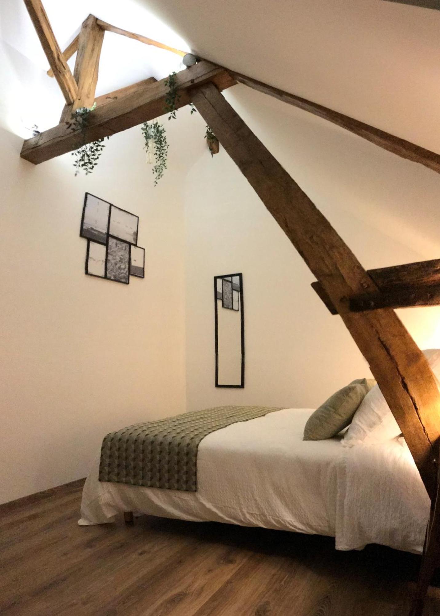 Gite De L'Homme Blanc Soizy-aux-Bois Экстерьер фото