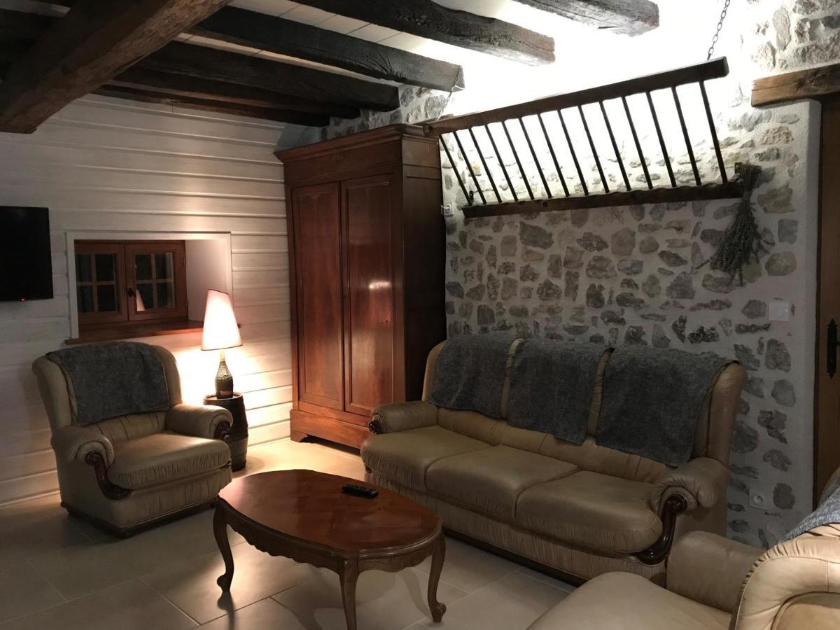 Gite De L'Homme Blanc Soizy-aux-Bois Экстерьер фото